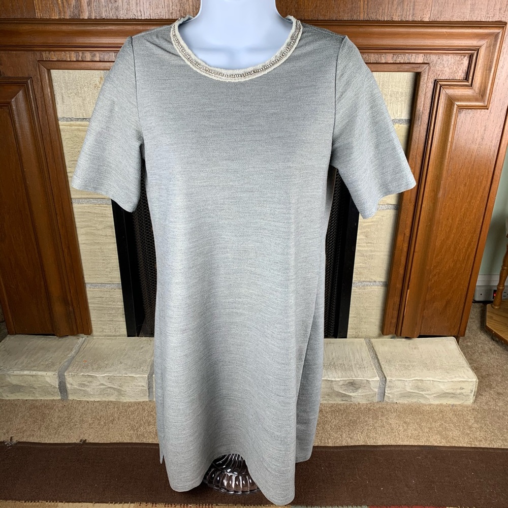 Lila Rose Woman’s Silver Sm Dress Embellishments on Collar EUC